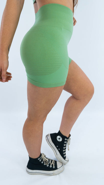 VIVID Seamless 2.0 Shorts - Kinetic Green